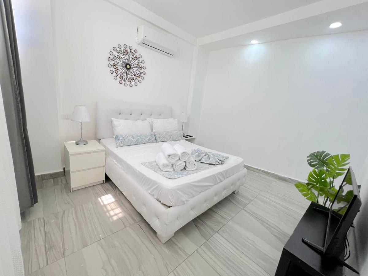 פונטה קאנה Vacation Suites With Rooftop Pool, Beach Club, Spa, Restaurants - Ducassi Collection - Playa Los Corales חדר תמונה
